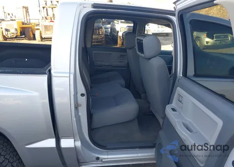 2006 Dodge Dakota Slt z USA, uszkodzony, nr VIN 1D7HW48NX6S601931